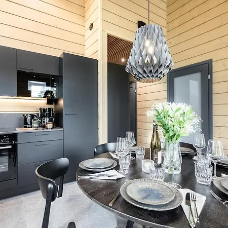 Levin Lyhty Dawn D4 By Hilla * Kittilä