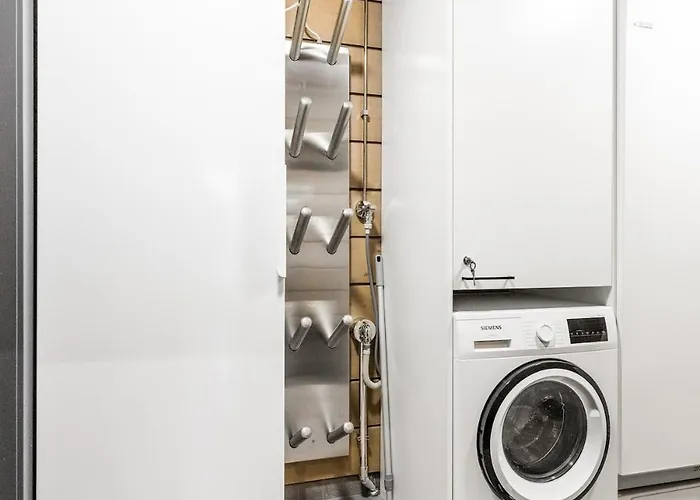 Levin Lyhty Dawn D4 By Hilla 公寓